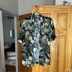 H&M Men’s Floral Print Top, Size S